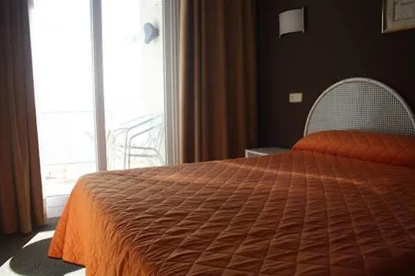 酒店 韦拉酒店 罗萨斯