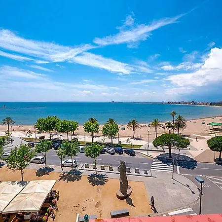Hotel Vela Roses