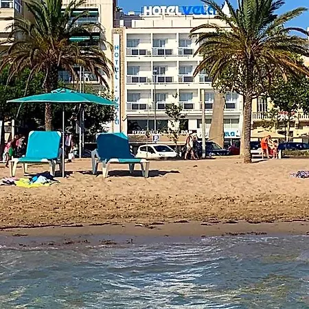 Vela Hotel 2*