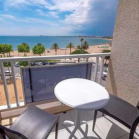 Hotel Vela 2*