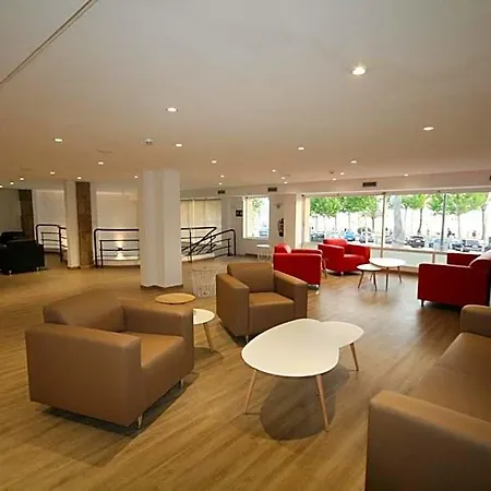 Vela Hotel