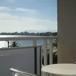 Hotel Vela Roses